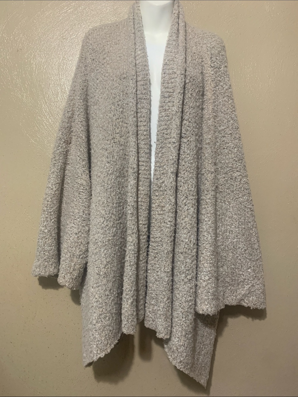 Free People O/S Bouclé Shawl Cardigan Light Gray Taupe Side Slits Asymmetrical